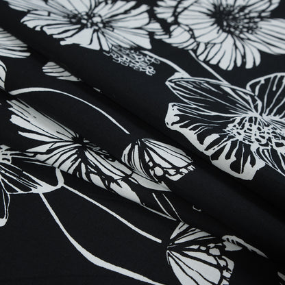 Black and White Large Floral Stretch Cotton Poplin Detail