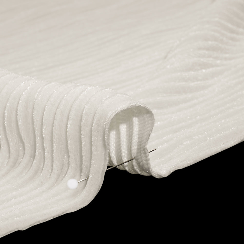 Wavy Crinkled Velour - Vanilla Ice - Yvonne Collection Detail