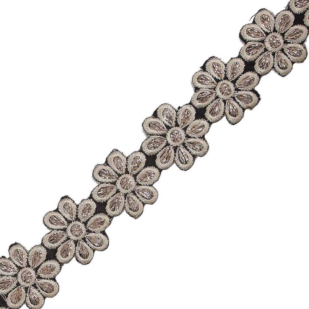 Pale Beige Metallic Floral Iron-on Trim - 1.25" Detail