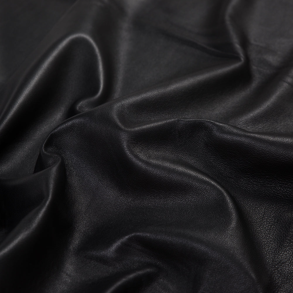 Medium Black Lamb Leather Detail