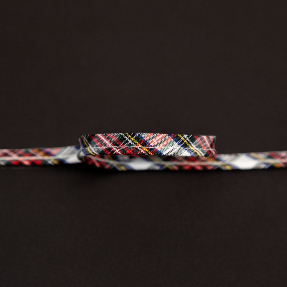 Italian White, Green and Red Plaid Bias Piping Cord with Lip - 0.375" Detail