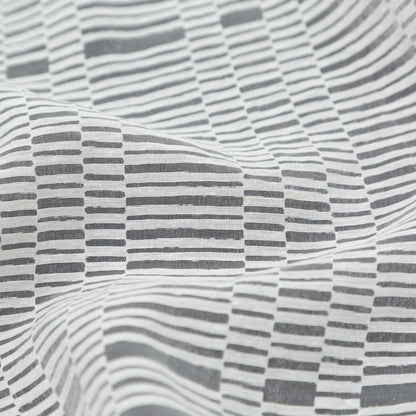 Italian Off-White Novelty Geometric Woven Organza Detail