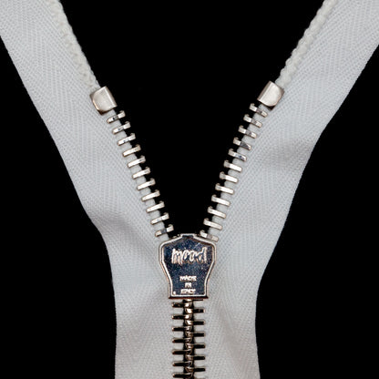 Mood Exclusive Italian Off-White and Silver T8 Open End Metal Zipper - 27.5" Detail