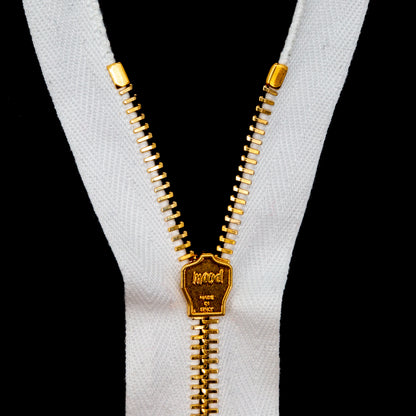 Mood Exclusive Italian White and Gold T5 Closed End Metal Zipper - 9" Detail