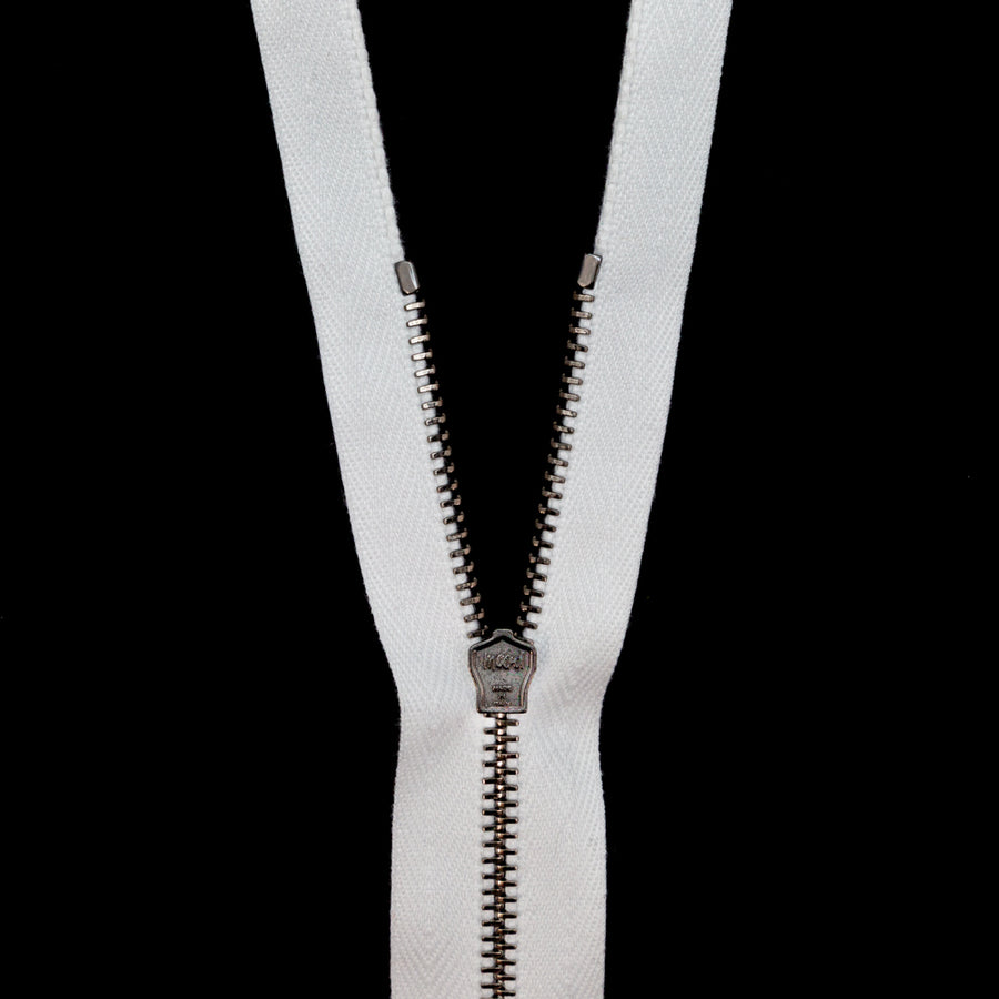 Mood Exclusive Italian White and Gunmetal T3 Open End Metal Zipper - 27.5" Detail
