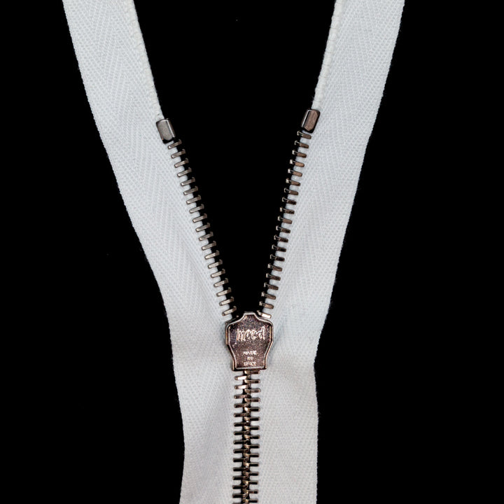 Mood Exclusive Italian White and Gunmetal T5 Open End Metal Zipper - 27.5" Detail