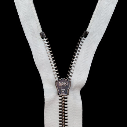 Mood Exclusive Italian White and Gunmetal T8 Open End Metal Zipper - 27.5" Detail