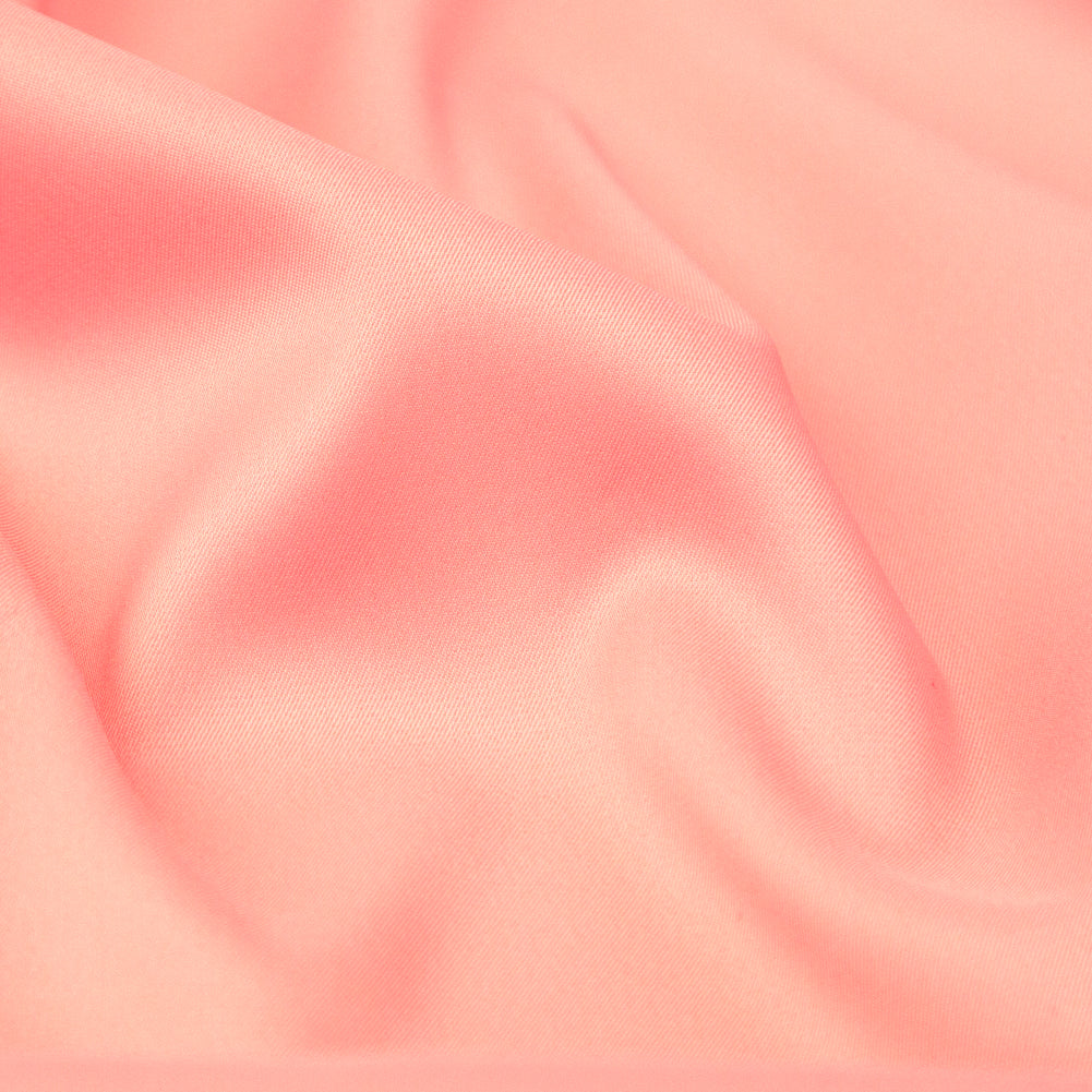 Theory Quartz Pink Radiant Polyester Twill Lining Detail