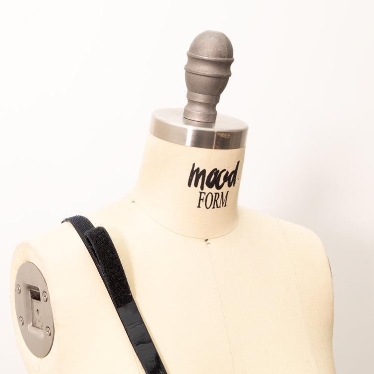 template--26688905969737__main-Black Sticky Back VELCRO&reg; Brand Fastener - 0.625"