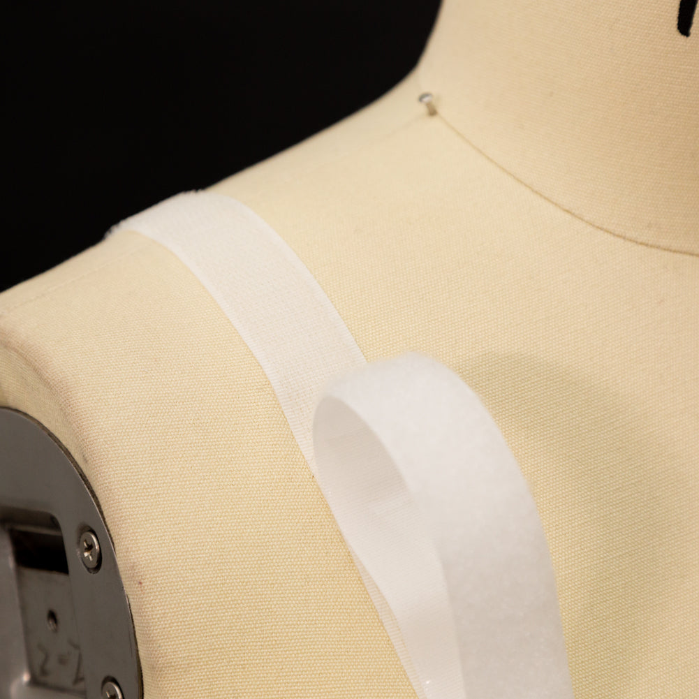 White Sticky Back VELCRO&reg; Brand Fastener - 0.75" Detail
