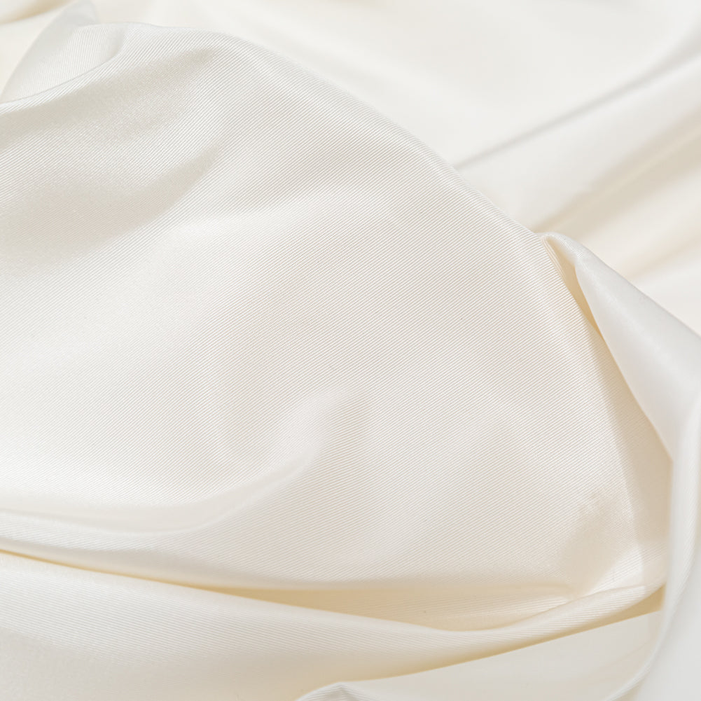 Vera Wang Jet Stream Silk Faille Detail