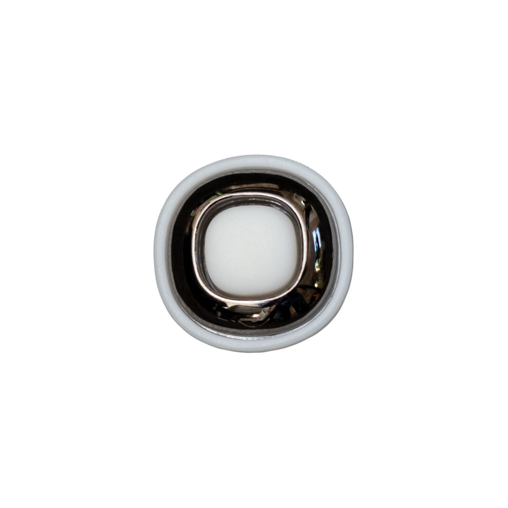 Italian White and Gunmetal 2-Piece Plastic Button - 24L/15mm