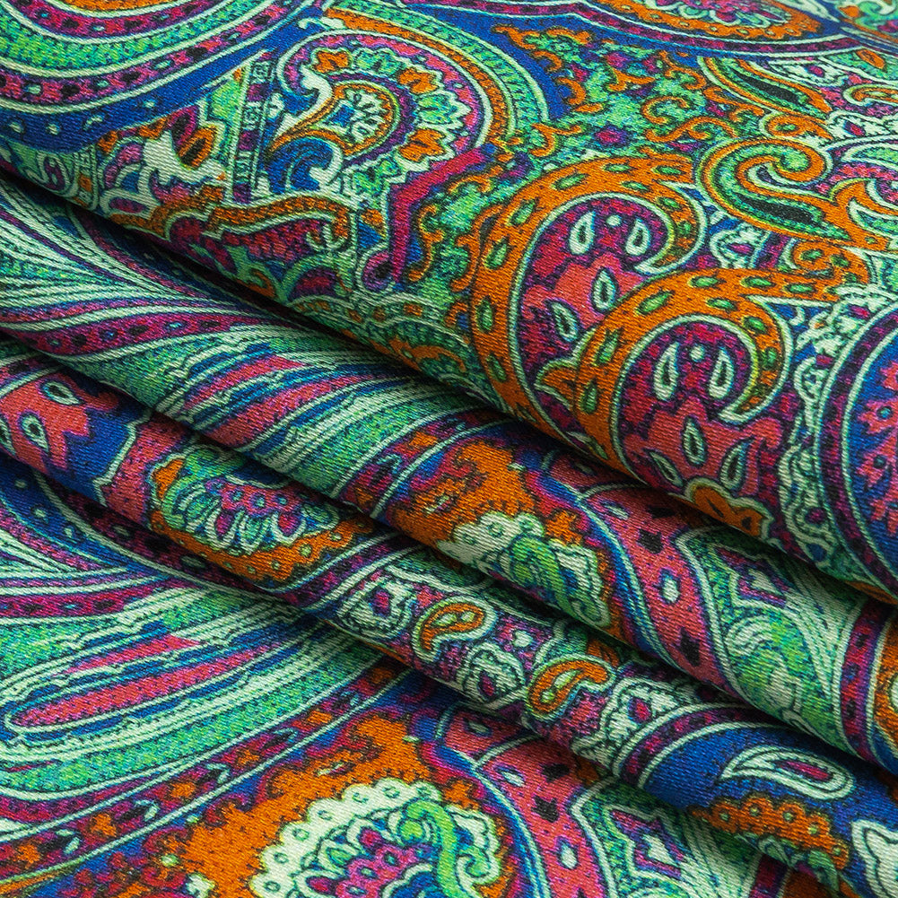 Mood Exclusive Katydid Curling Convolutions Stretch Cotton Sateen Folded