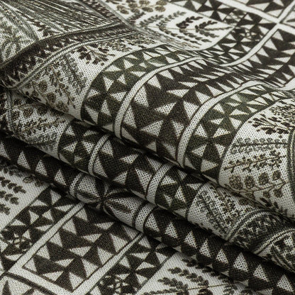 Lightweight Viscose-Linen Woven Print - Black and White Medallion and Geometric Squares - Mood Exclusive Small Heliocentric Detail