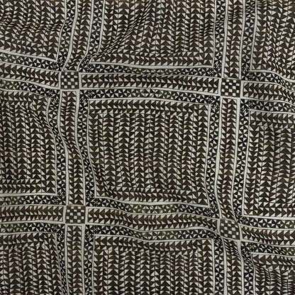 Lightweight Viscose-Linen Woven Print - Black and White Triangle Paths - Mood Exclusive Small Inverted Opposites