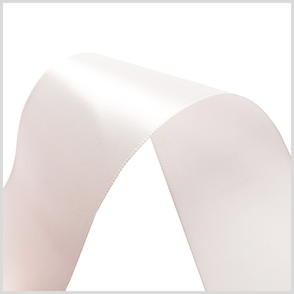 7/8" White Double Face Satin Ribbon Detail