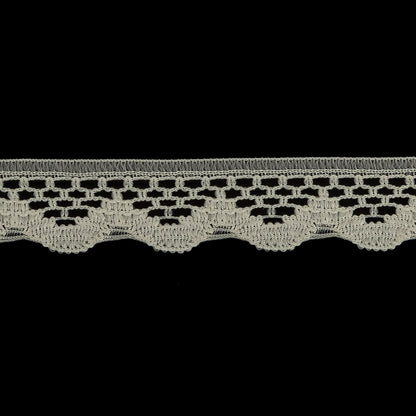 Antique White Scalloped Edge Lace Geometric Trimming - 0.5" Detail