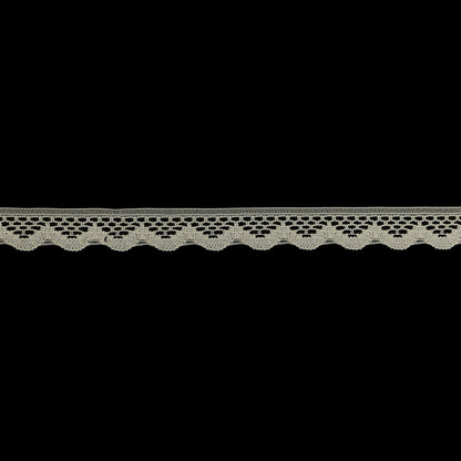Antique White Scalloped Edge Lace Geometric Trimming - 0.5"