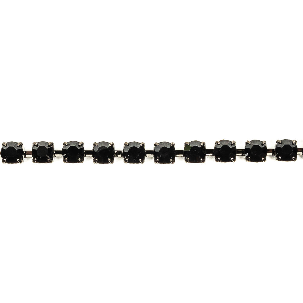 Vintage Czech Jet Rhinestones and Gunmetal Trim - SS29/6.14MM Detail