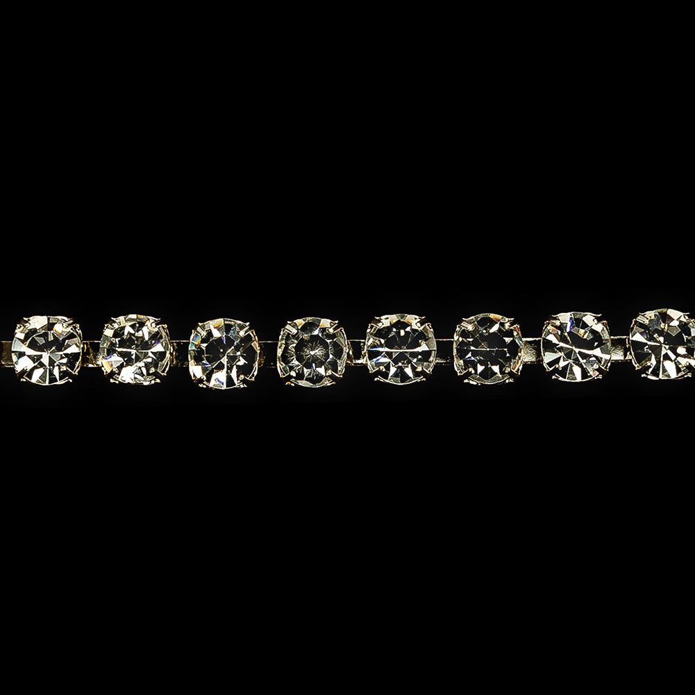 Vintage Czech Crystal Rhinestones and Silver Metal Trim - SS37/7.9MM Detail
