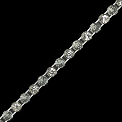 Vintage Crystal and Clear Rhinestone Trimming - 4mm Detail