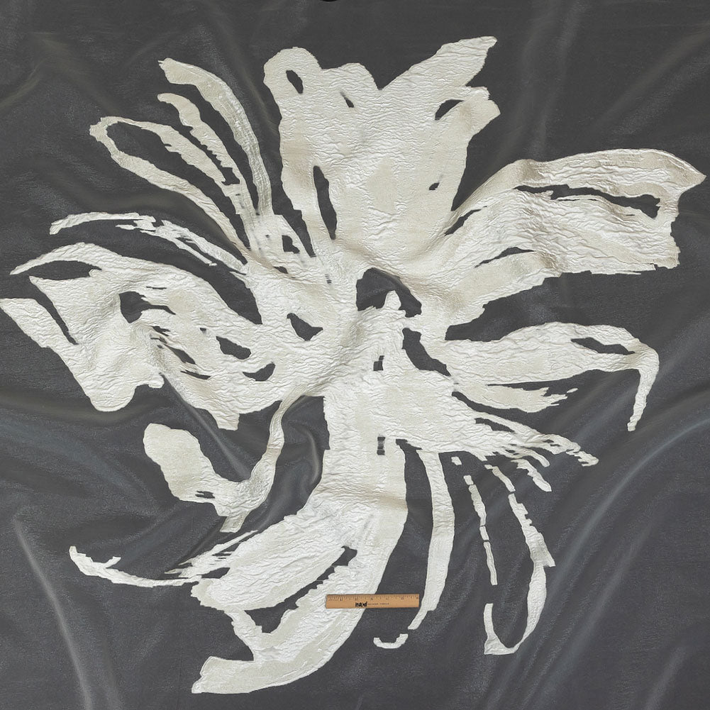 Metallic Cream Marbled Veins Luxury Burnout Brocade Panel Full