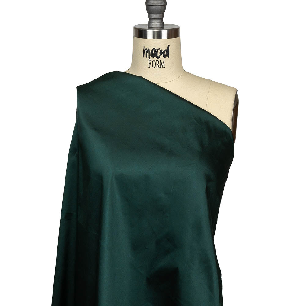 Polyester Taffeta - Plain Dyed Evergreen - Bellamy Collection - Drape
