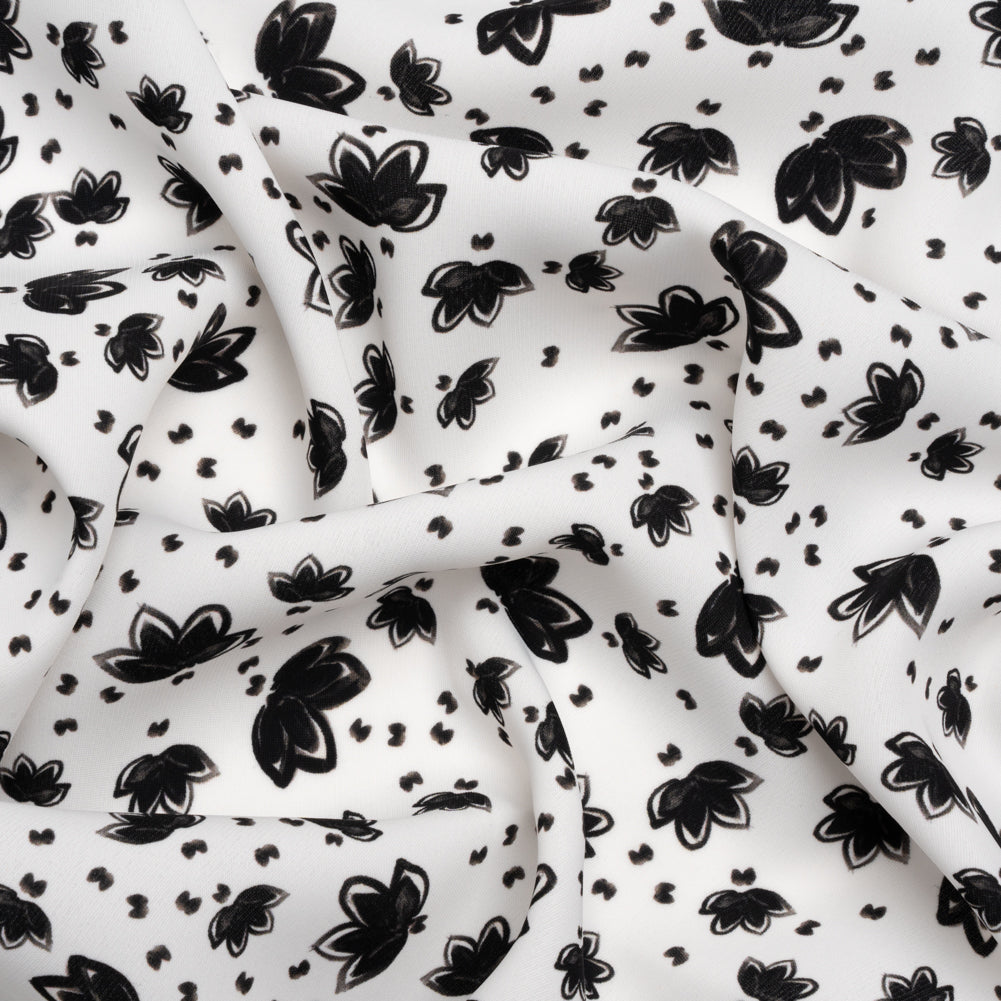 Mood Exclusive Small Lazy Lotus Polyester Crepe