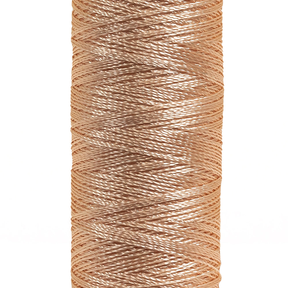 Gutermann Machine Embroidery Thread 200m - 3200 Antique White Detail