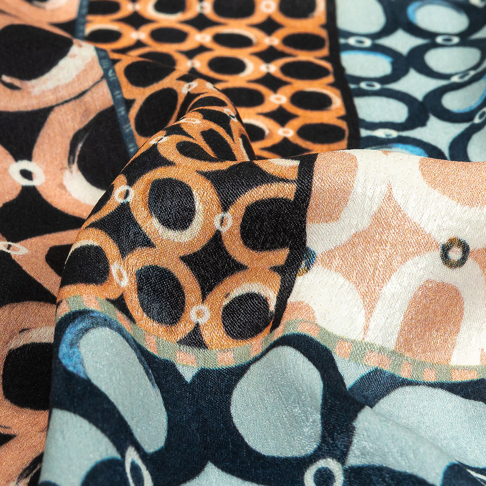 Mood Exclusive Ring Light Polyester Crepe de Chine Detail