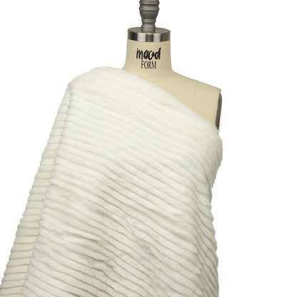Star White Ribbed Luxury Faux Fur Drape