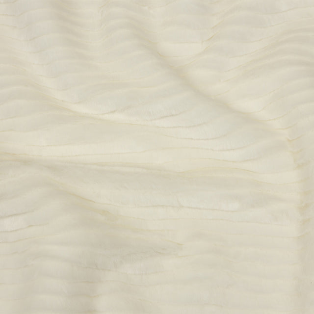 Star White Ribbed Luxury Faux Fur