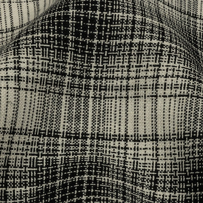 Snake In The Grass and Ivory Plaid Medium Weight Linen Woven