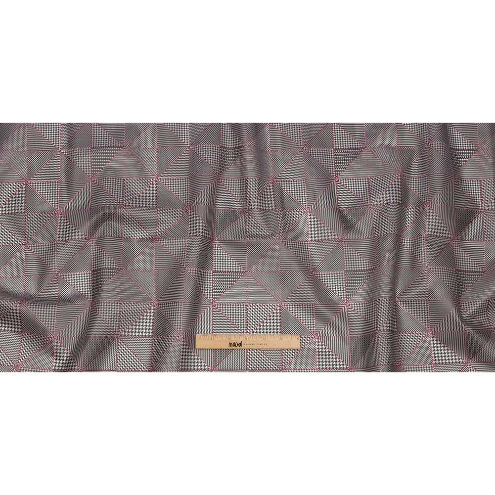 Black and Red Weaving Patterns Translucent Vinyl - Full
