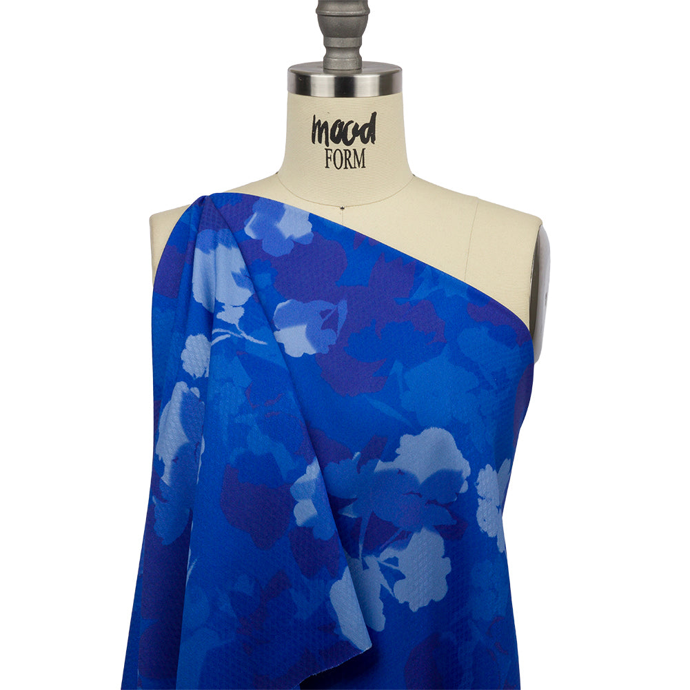 Sustainable Viscose Floral Jacquard Print - Blue Soft Florals - Mood Exclusive Gogh Far Drape