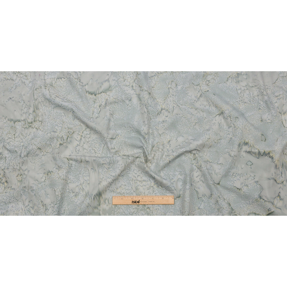 Island Batiks Foundation Basics Sterling Abstract Quilting Cotton