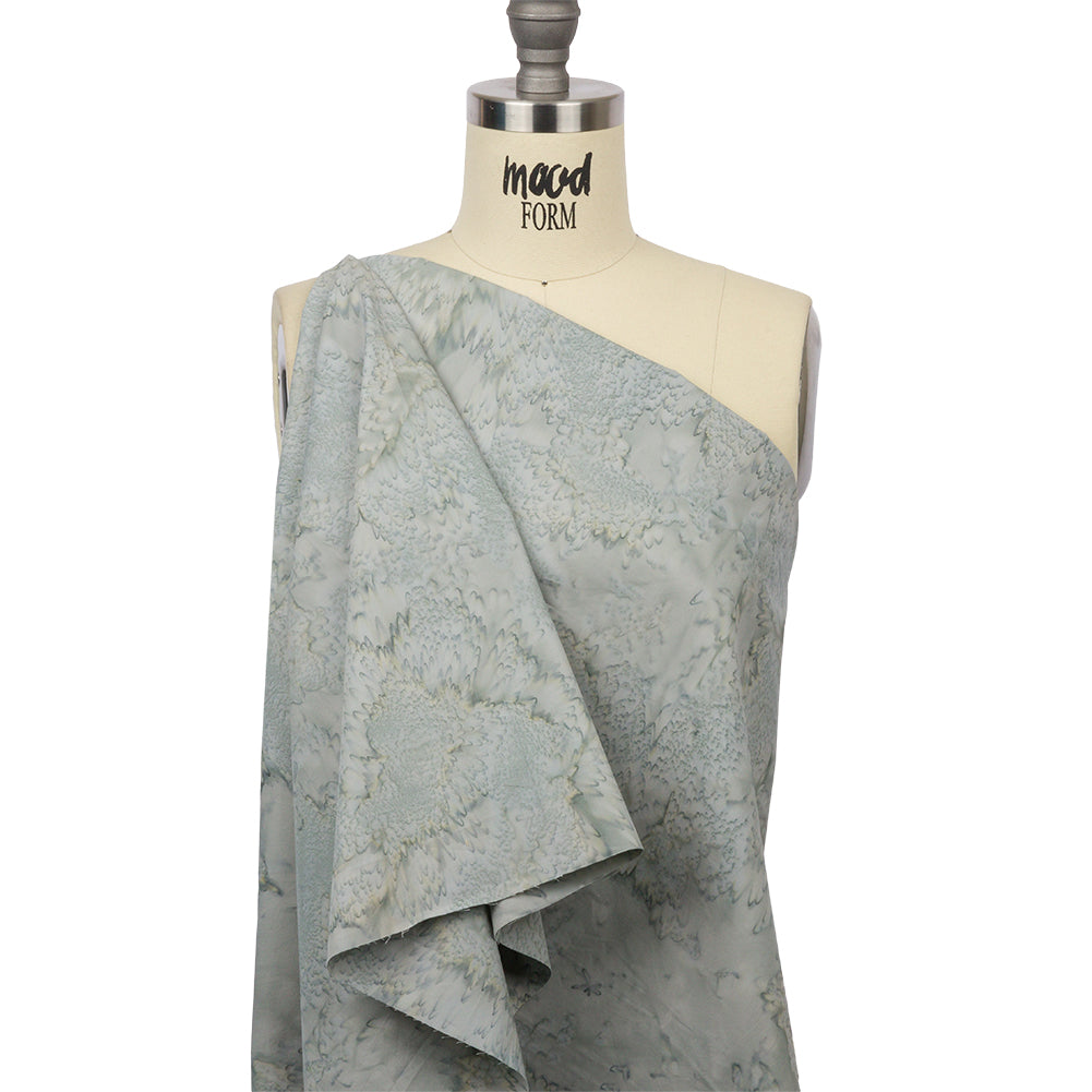 Island Batiks Foundation Basics Sterling Abstract Quilting Cotton