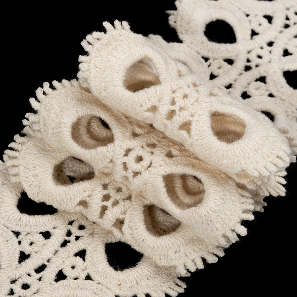 Natural Loop de Loops and Little Fringe Cotton Venise Lace Trim - 2.75" Detail