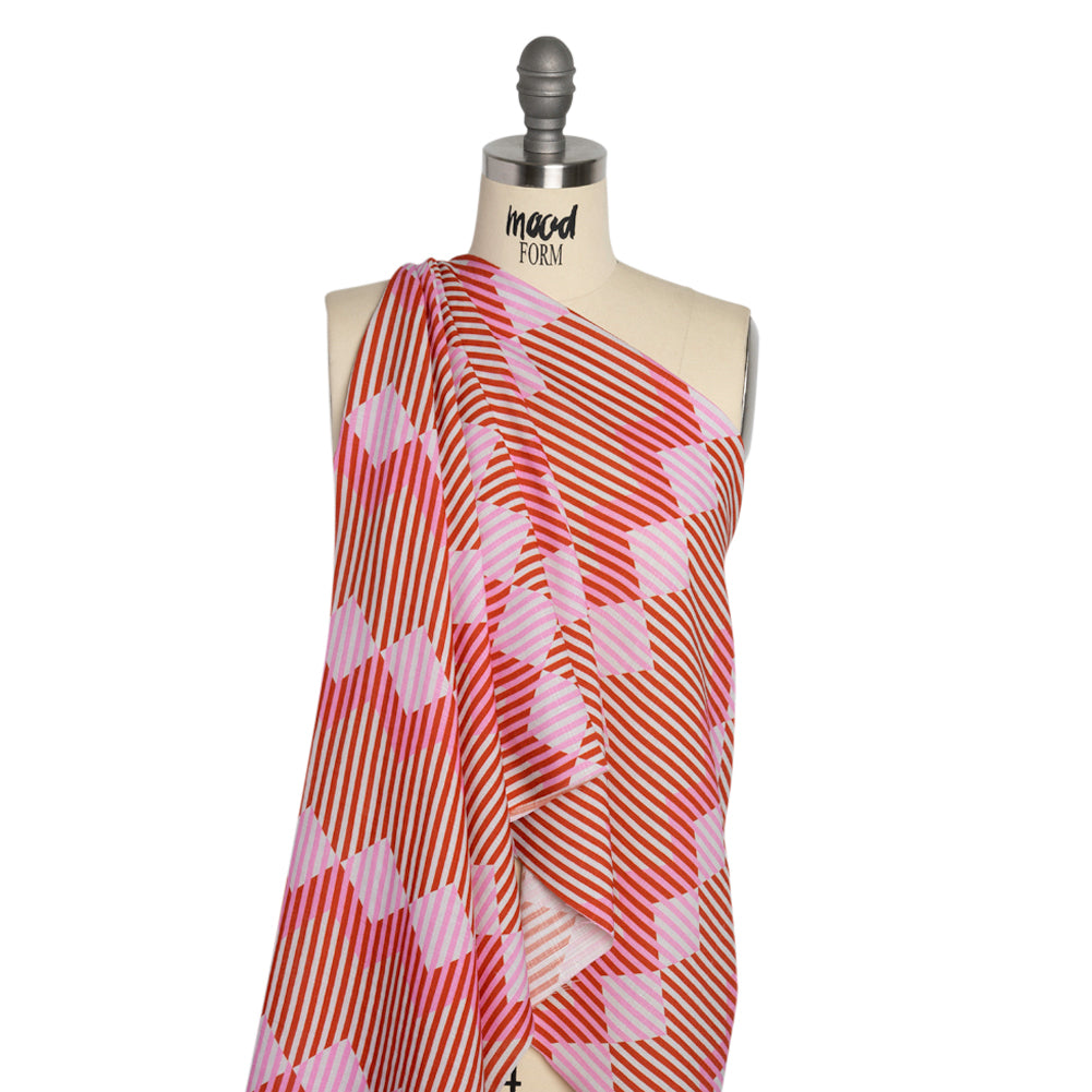 Slubbed Viscose Woven Print - Red and Pink Geometric Stripes - Mood Exclusive Eye Play Drape