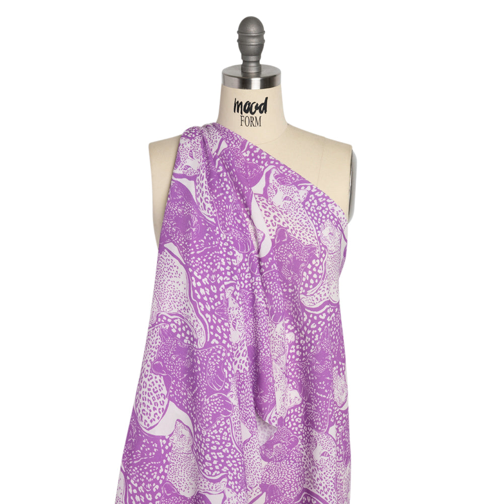 Sustainable Viscose Crepe Print - Purple and White Spotted Cats - Mood Exclusive Jamming Jaguars Drape