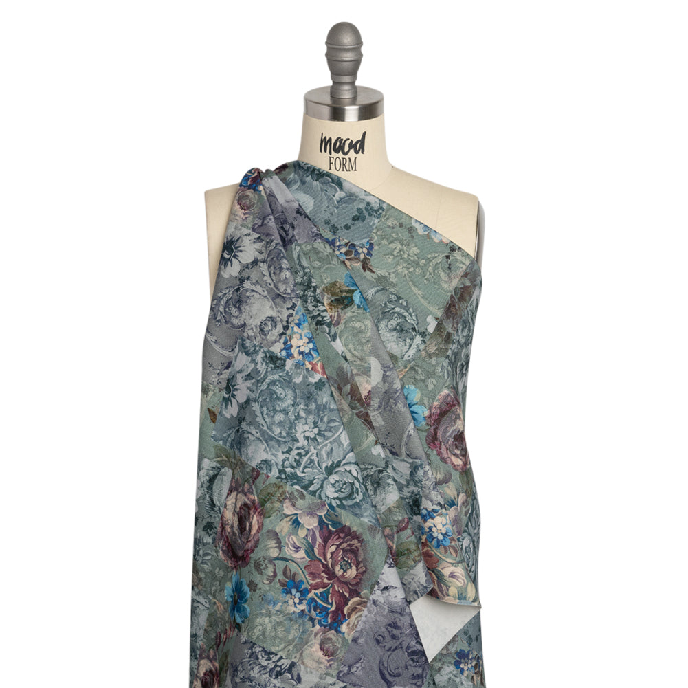 Brushed Stretch Cotton Twill Print - Blue Floral Patchwork - Mood Exclusive Vintage Vignettes Drape