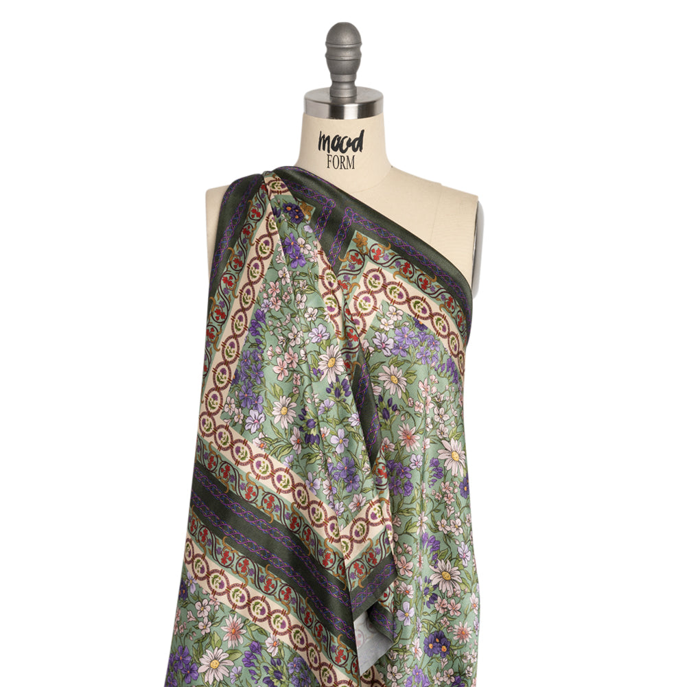 Mood Exclusive Snippet of Spring Sustainable Viscose Fluid Satin Detail