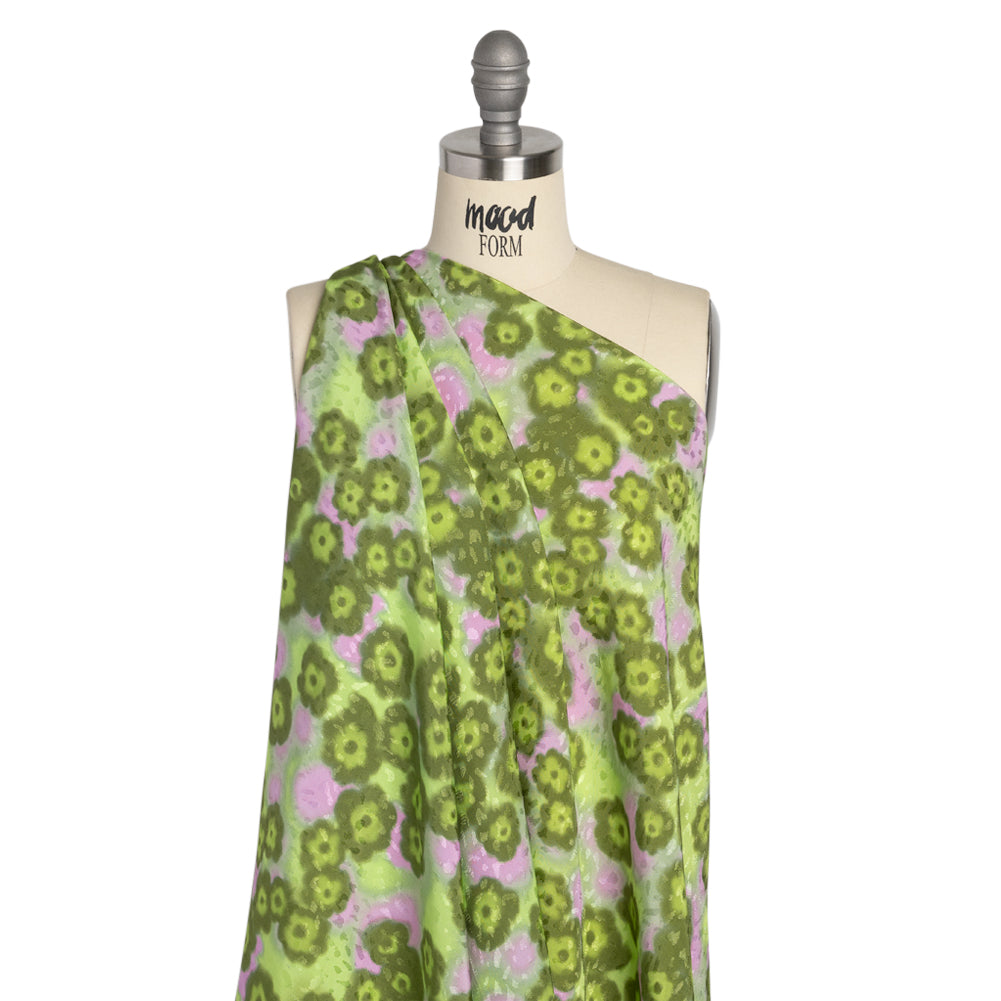 Mood Exclusive Green Garden on the Banks Sustainable Viscose Jacquard Detail
