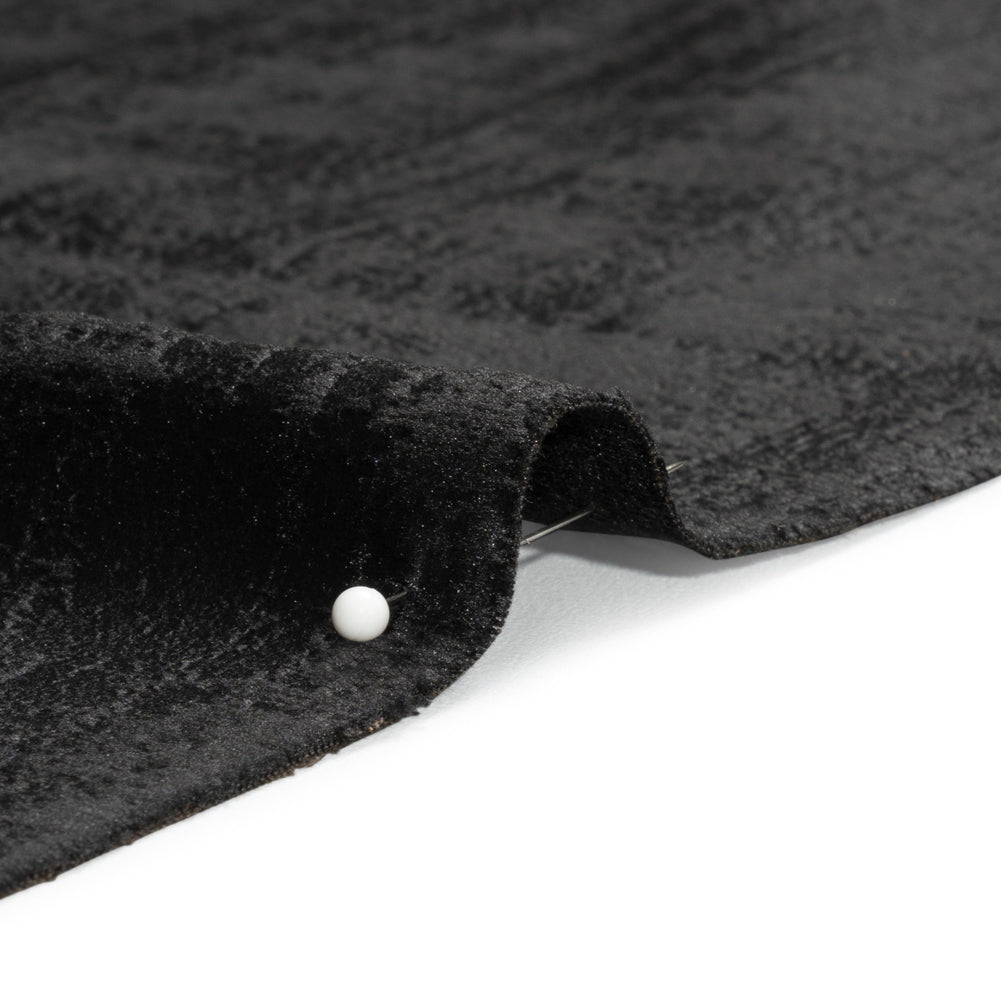 Kasa Black Crosshatching Embossed Knit Velvet Detail