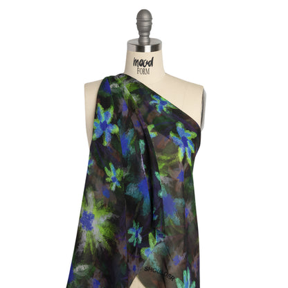 Mood Exclusive Through the Dark Viscose Chiffon Detail