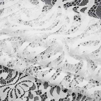 Chantilly Lace - White Floral Lattices