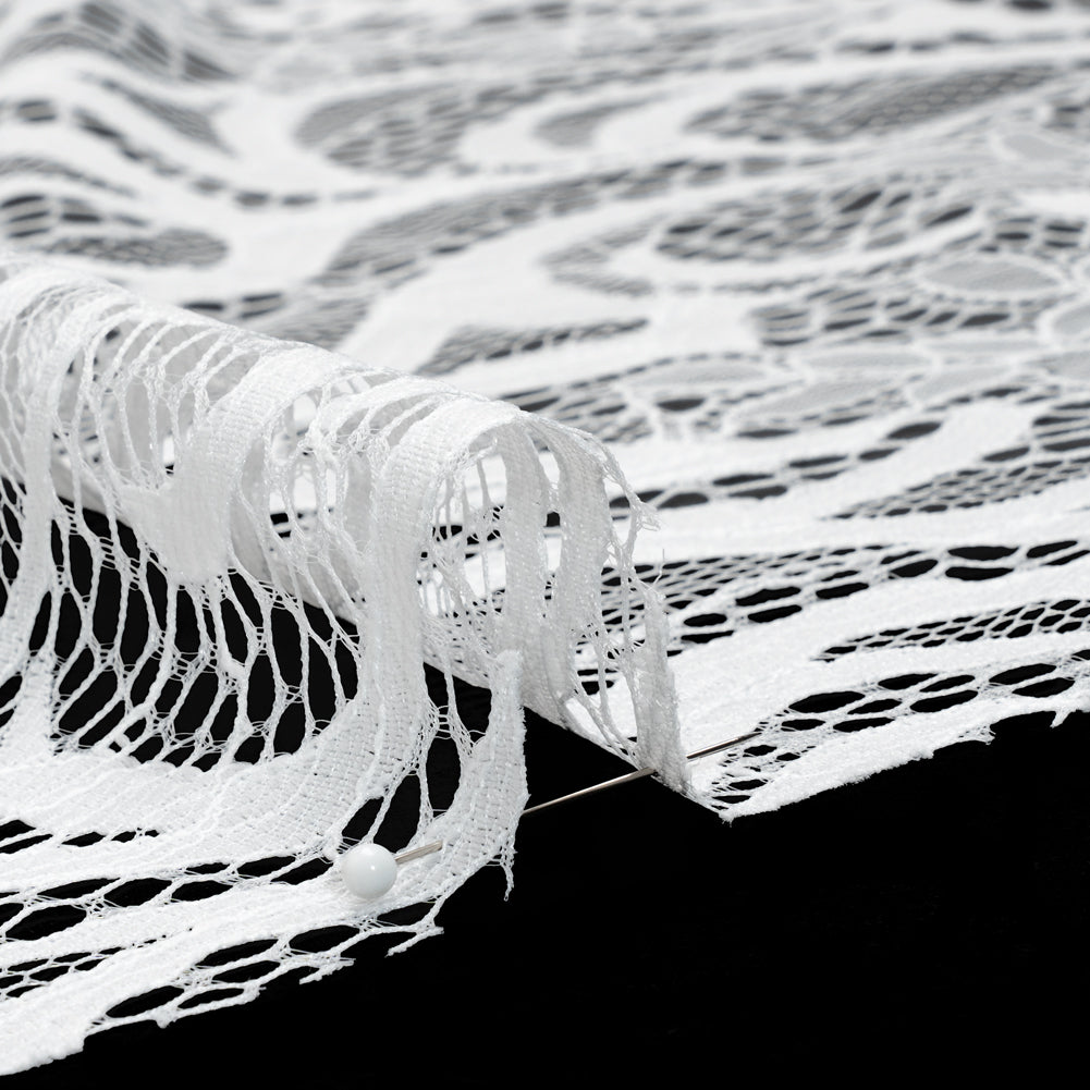 Chantilly Lace - White Floral Lattices - Detail