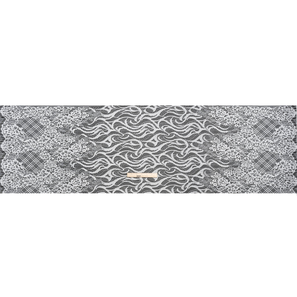 Chantilly Lace - White Floral Lattices - Full