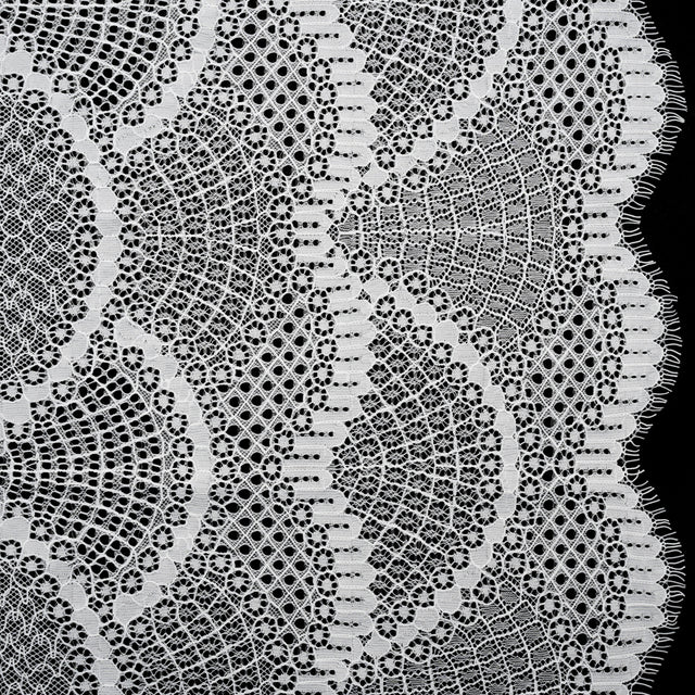 Lace with Finished Edges - White Abstract Scallops
