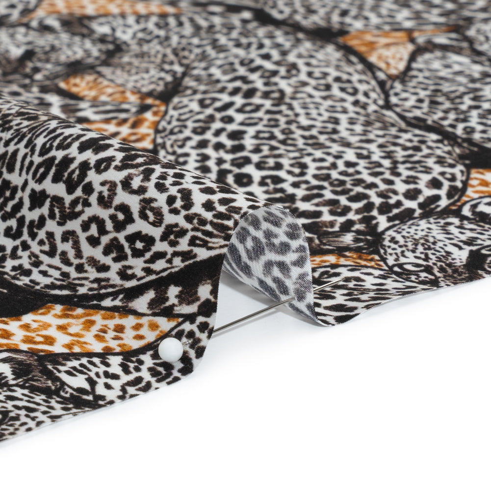 Silk Charmeuse 19mm - White, Black and Beige Snow Leopards - Detail